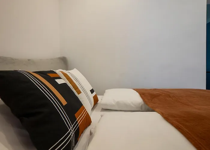 2-Rooms Apartment 10 Min Away From City Center