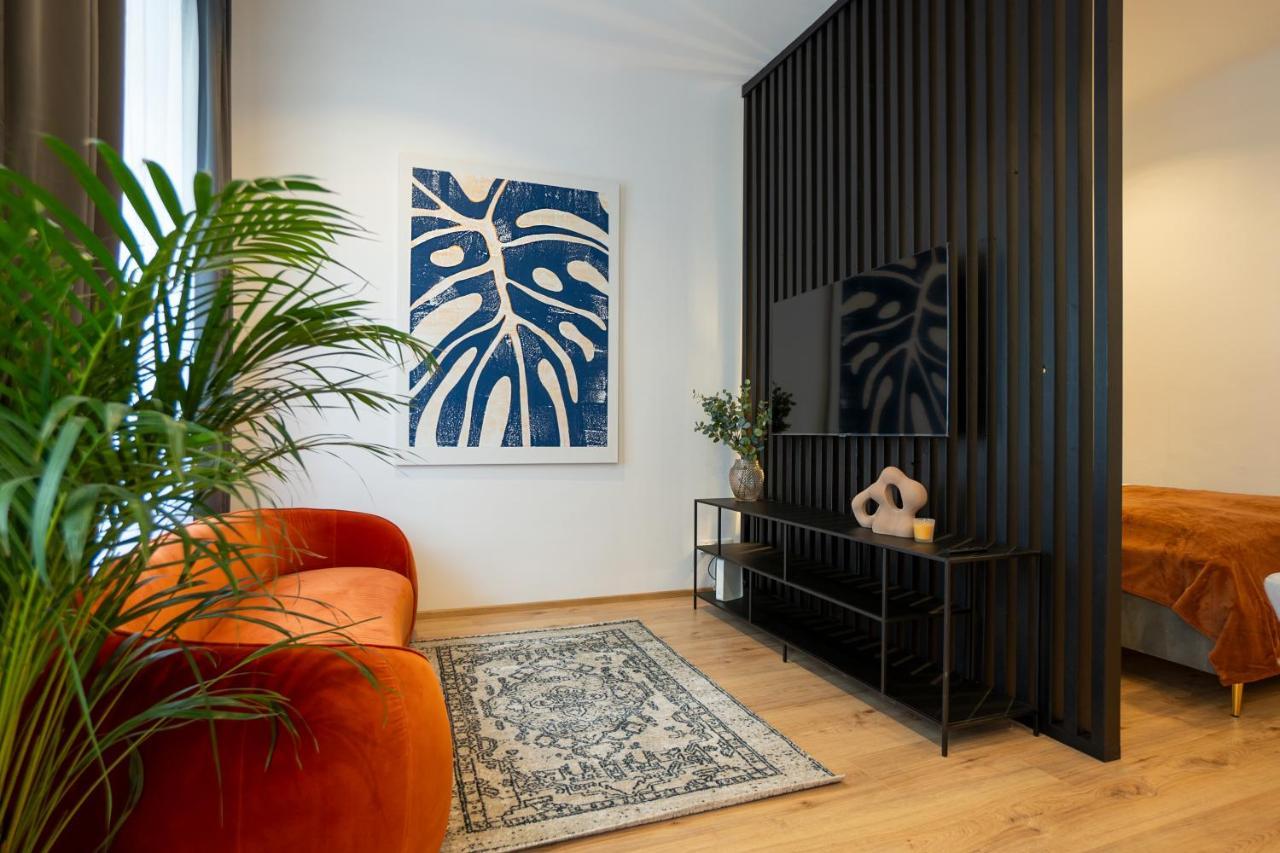 Appartement 2-rooms 10 Min Away From Center *