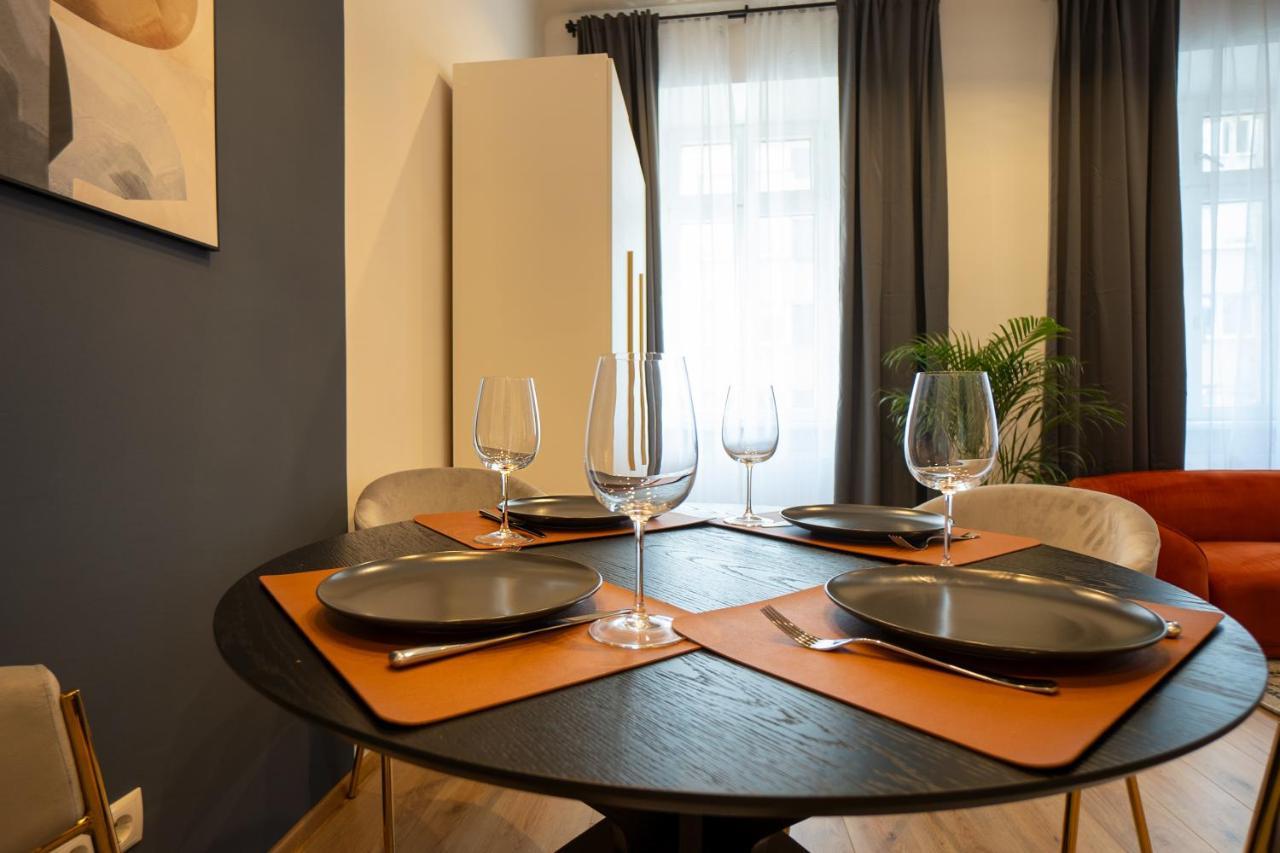 2-rooms 10 Min Away From Center Appartement *